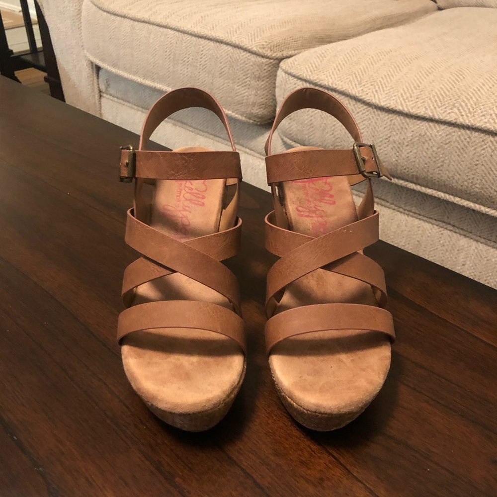 Tan wedges
